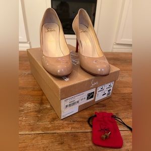 Nude Louboutin’s 7.5